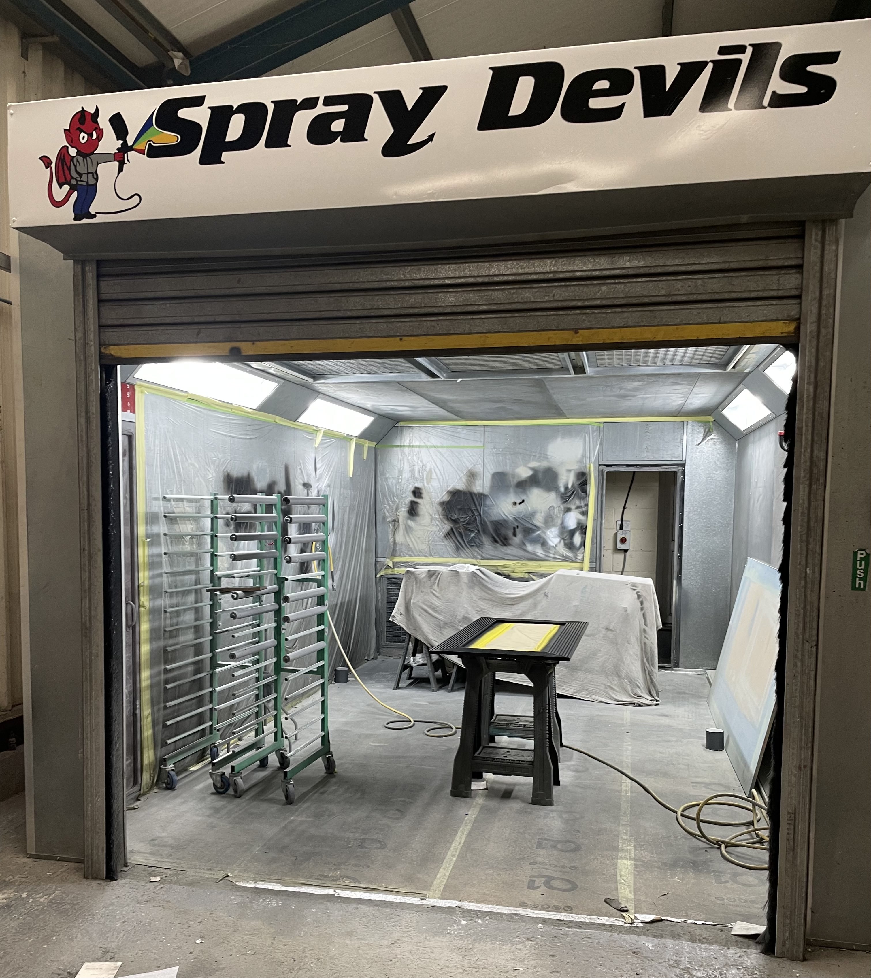 Spray booth